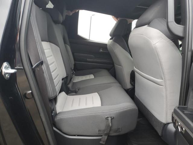 Toyota Tacoma Double Cab Image 10