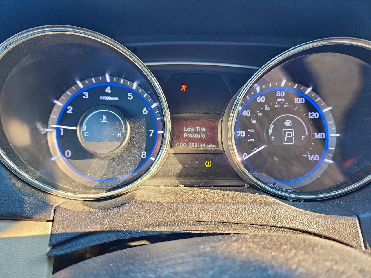 Hyundai SONATA Gls Image 10