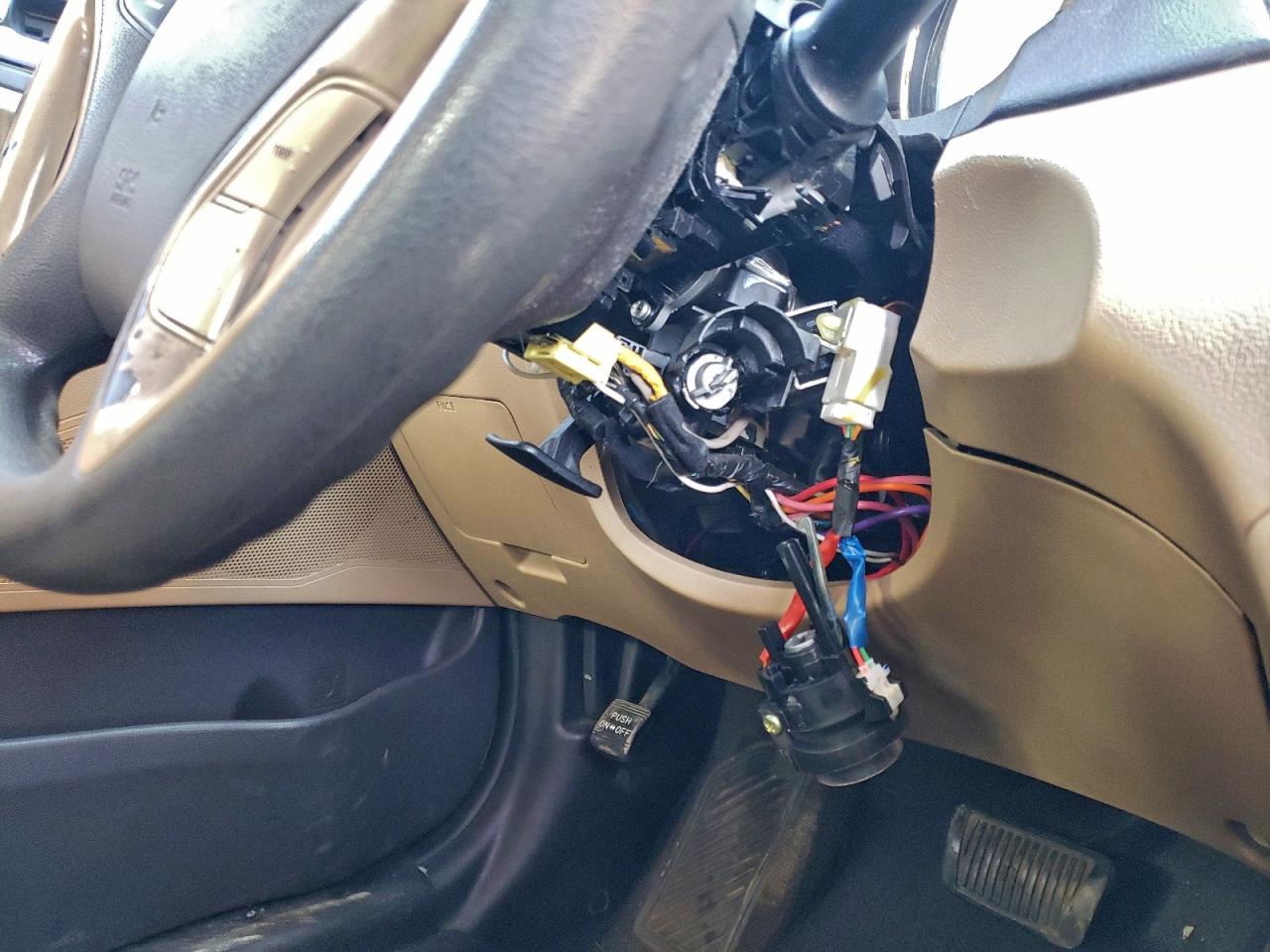 Hyundai SONATA Gls Image 13