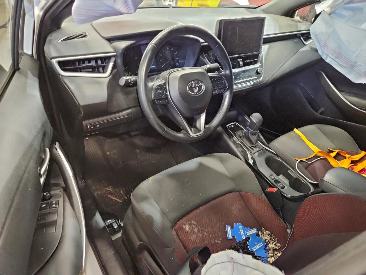 Toyota Corolla Se Image 5