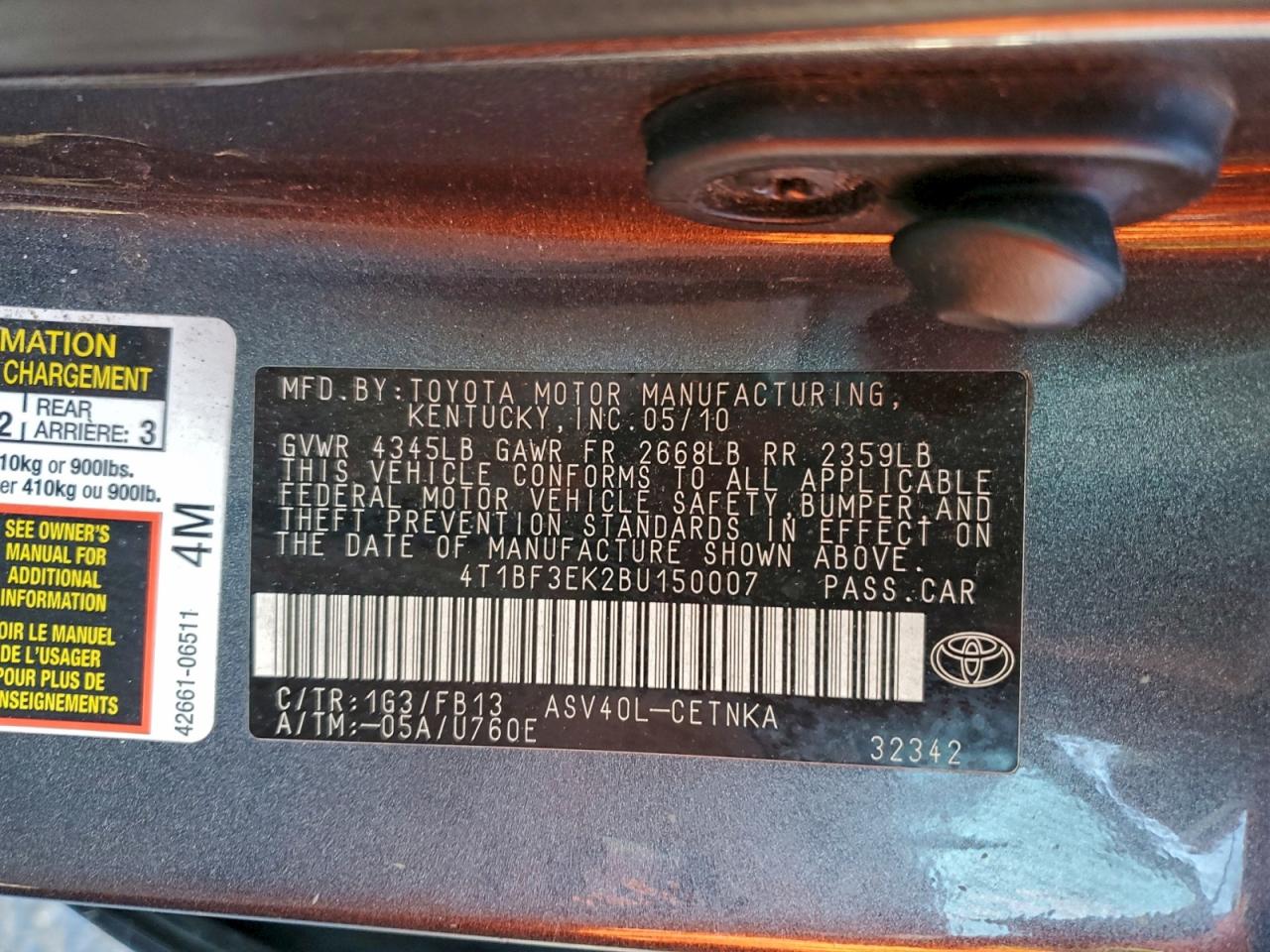 Toyota Camry Base Image 2