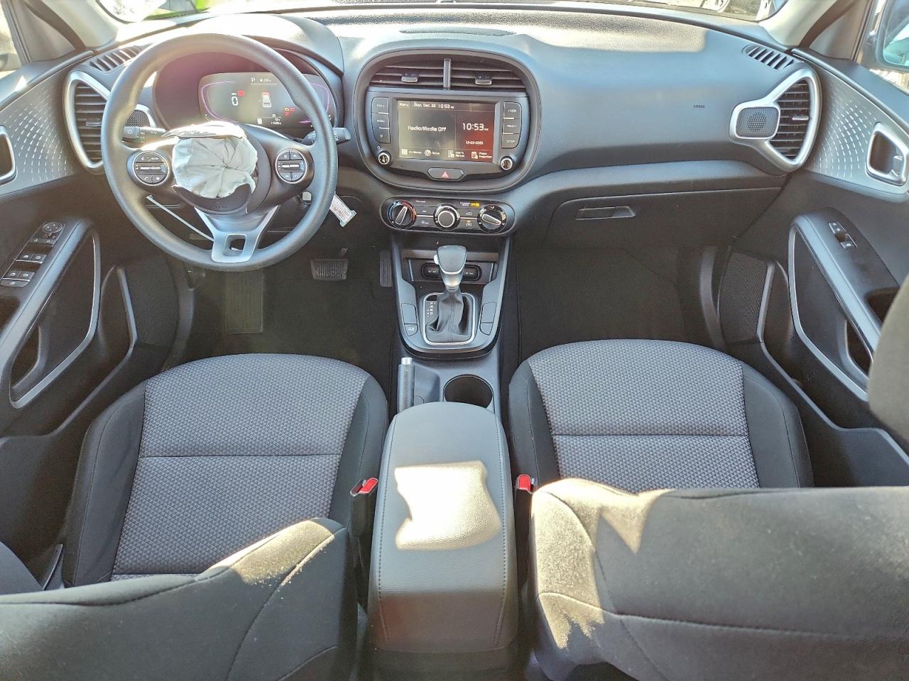 Kia Soul Lx Image 10