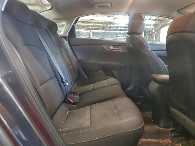 Kia Forte Fe Image 5