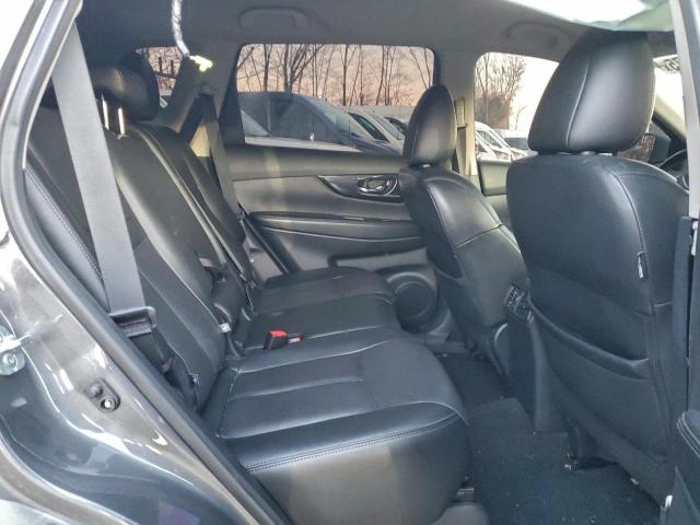 Nissan Rogue S Image 2