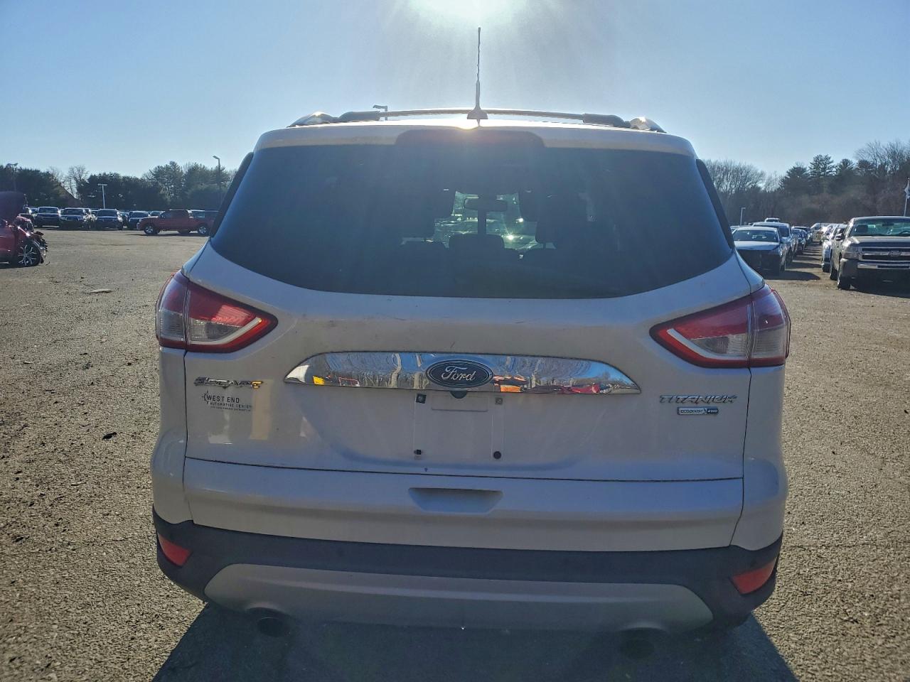 Ford Escape Titanium Image 8