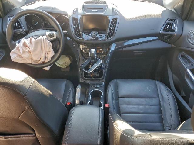 Ford Escape Titanium Image 11