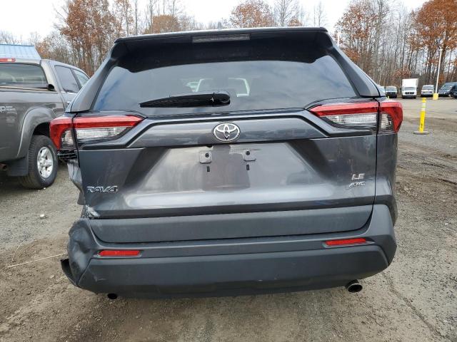 Toyota RAV4 Le Image 5