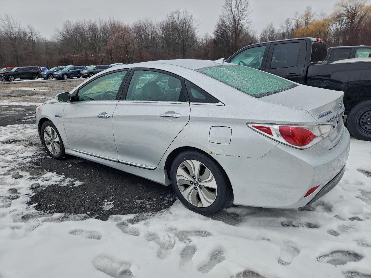 Hyundai SONATA Hybrid Image 4