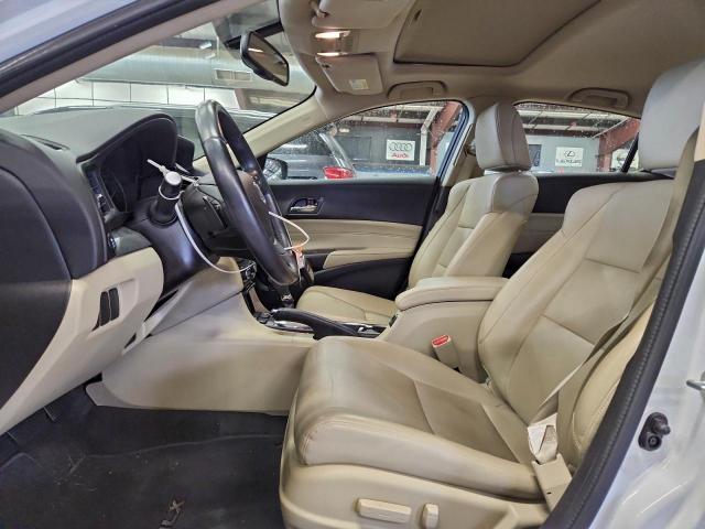 Acura ILX Premium Image 8