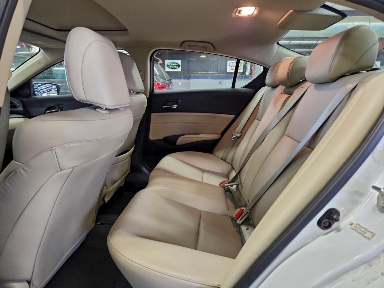 Acura ILX Premium Image 6
