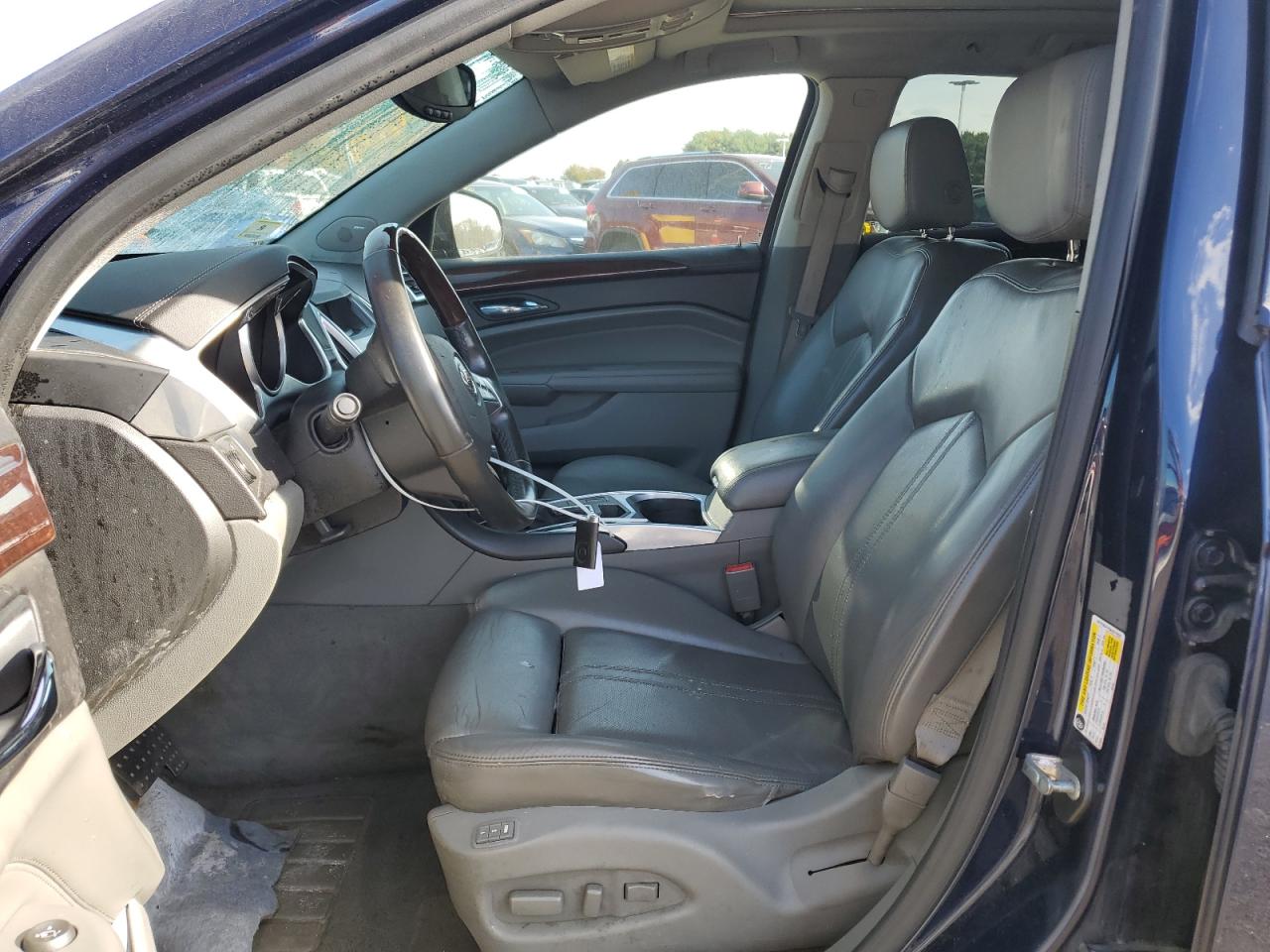 Cadillac SRX Luxury Collection Image 5