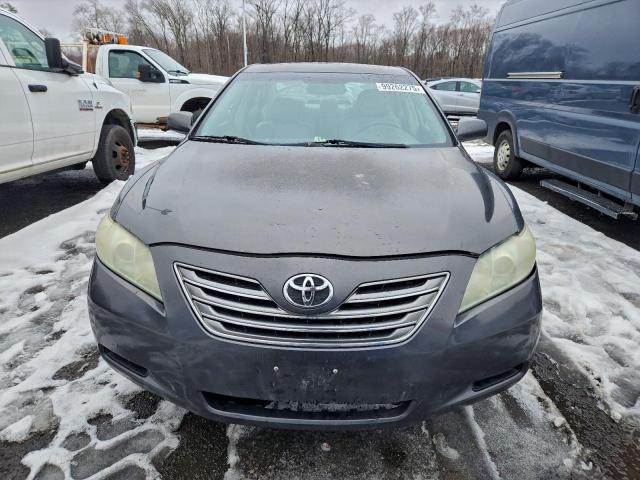 Toyota Camry Hybrid Image 5