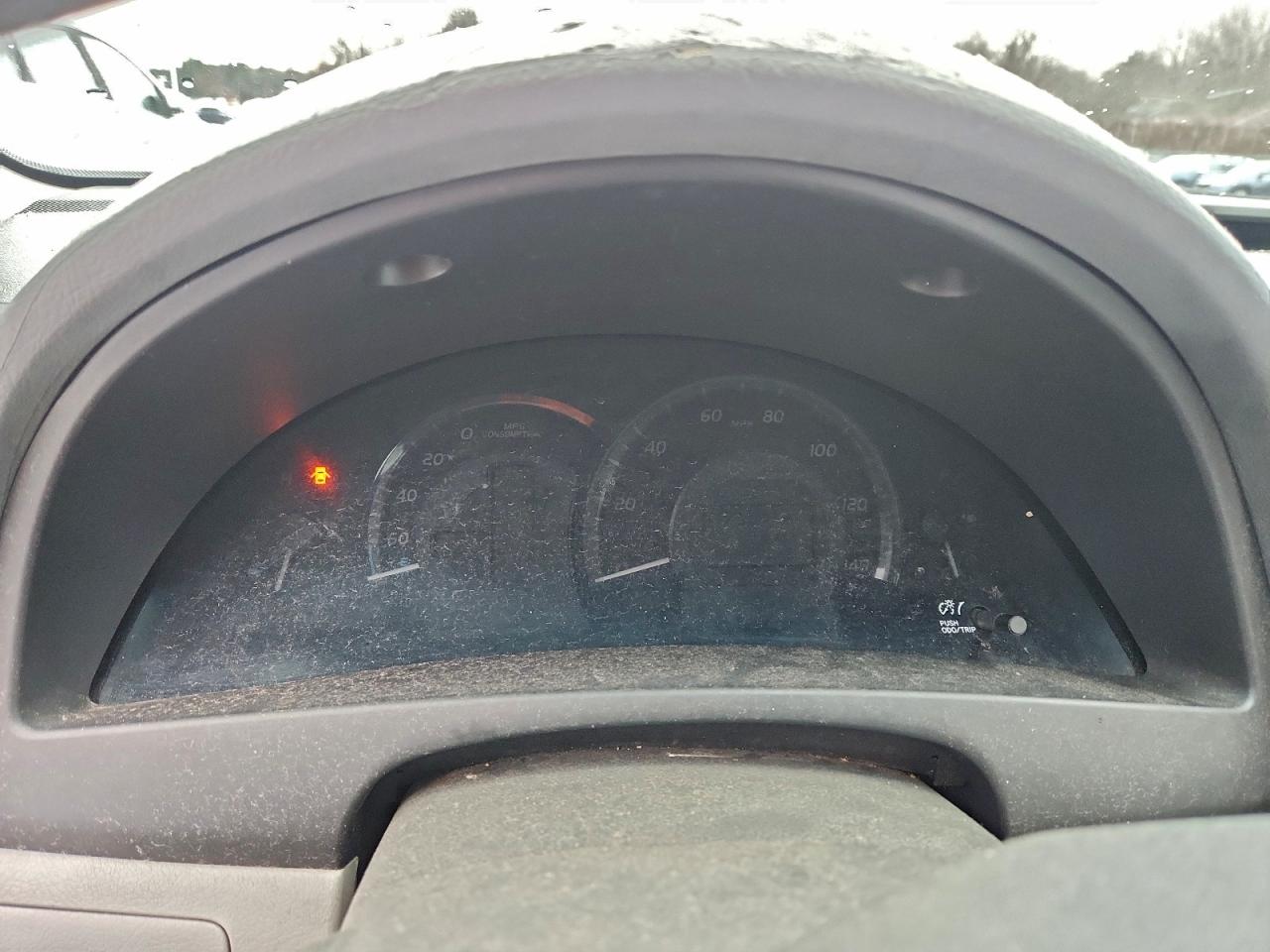 Toyota Camry Hybrid Image 10