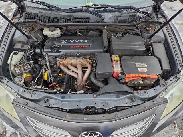 Toyota Camry Hybrid Image 6