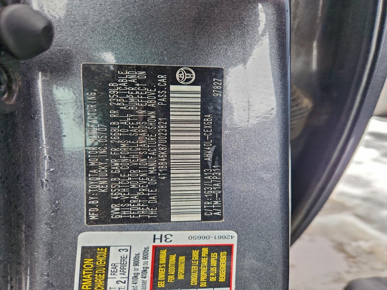 Toyota Camry Hybrid Image 12