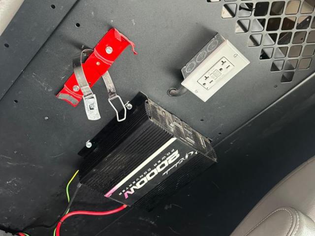 Chevrolet Express Image 8