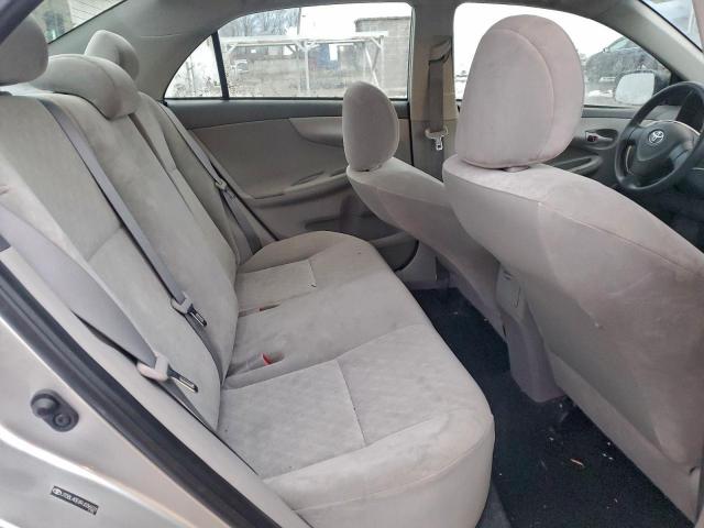 Toyota Corolla Base Image 4