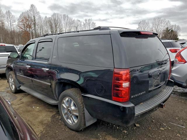 Chevrolet Suburban K1500 Ltz Image 3