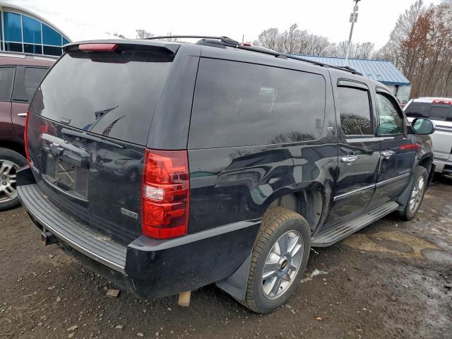 Chevrolet Suburban K1500 Ltz Image 2