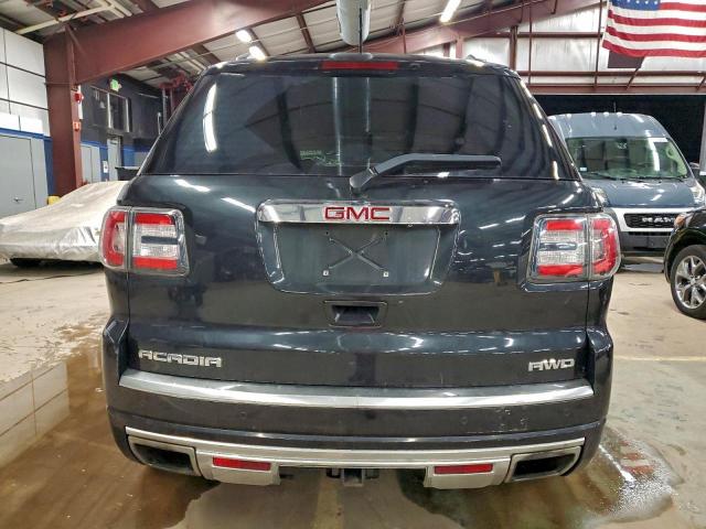 GMC Acadia Denali Image 3