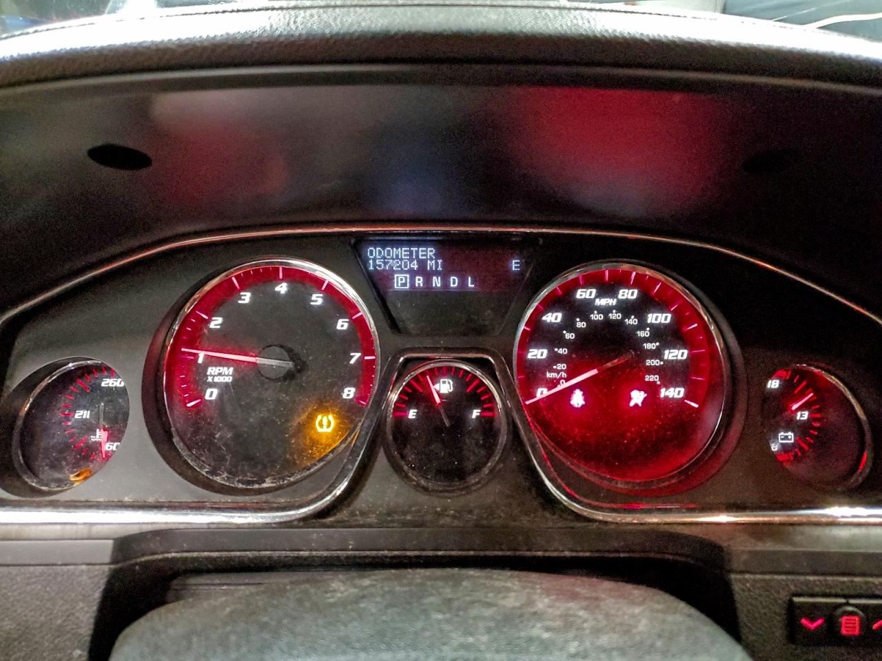 GMC Acadia Denali Image 10