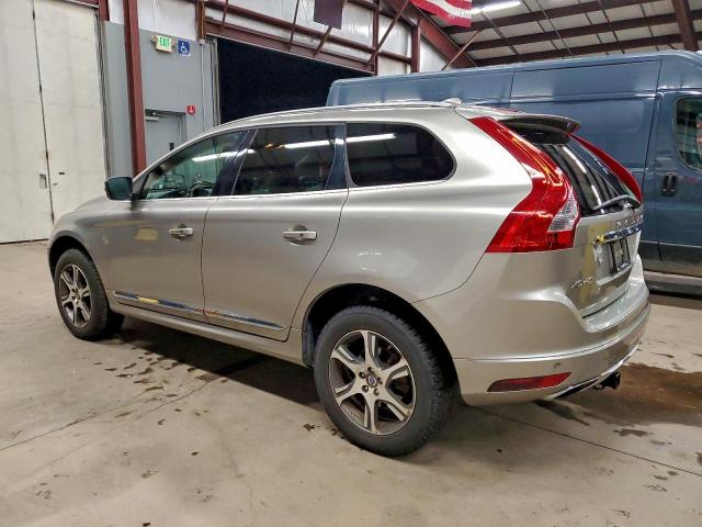 Volvo XC60 T6 Platinum Image 3