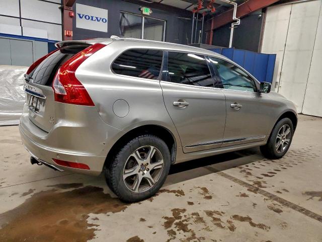 Volvo XC60 T6 Platinum Image 13