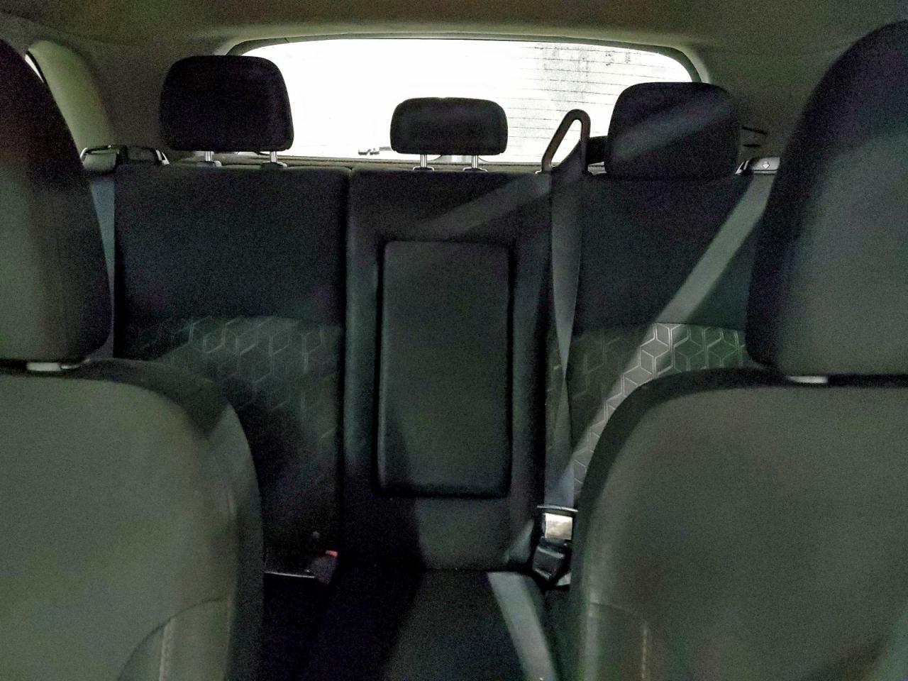 Mitsubishi Outlander Es Image 9