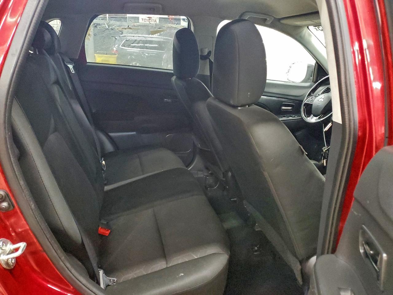 Mitsubishi Outlander Es Image 11