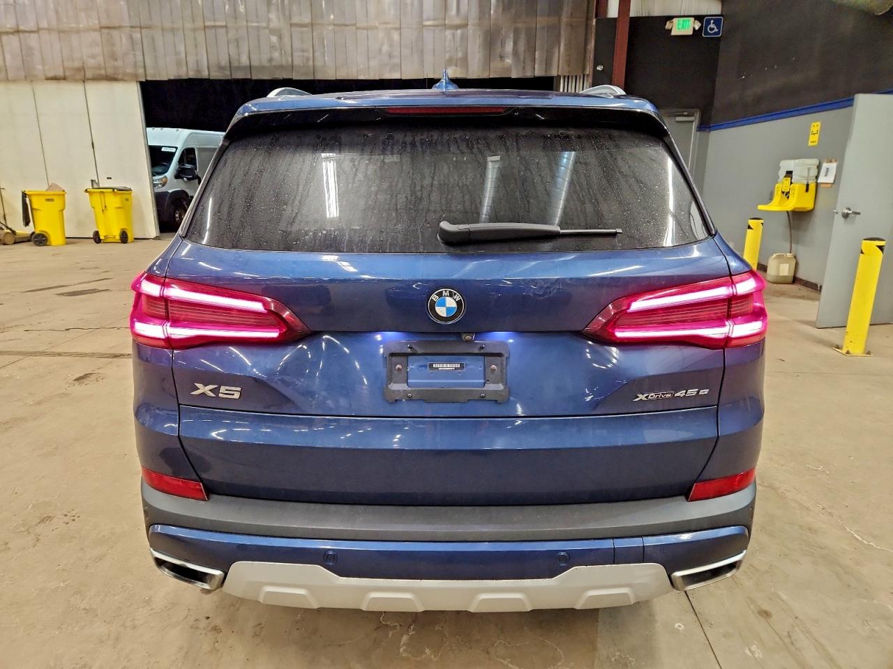 BMW X Series Xdrive45e Image 5