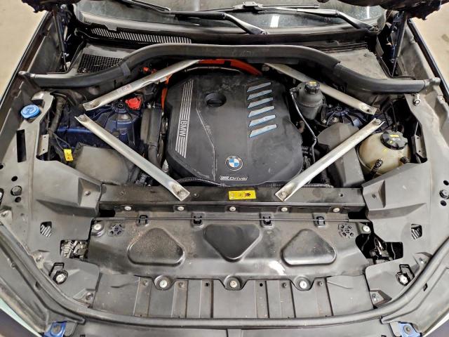 BMW X Series Xdrive45e Image 11