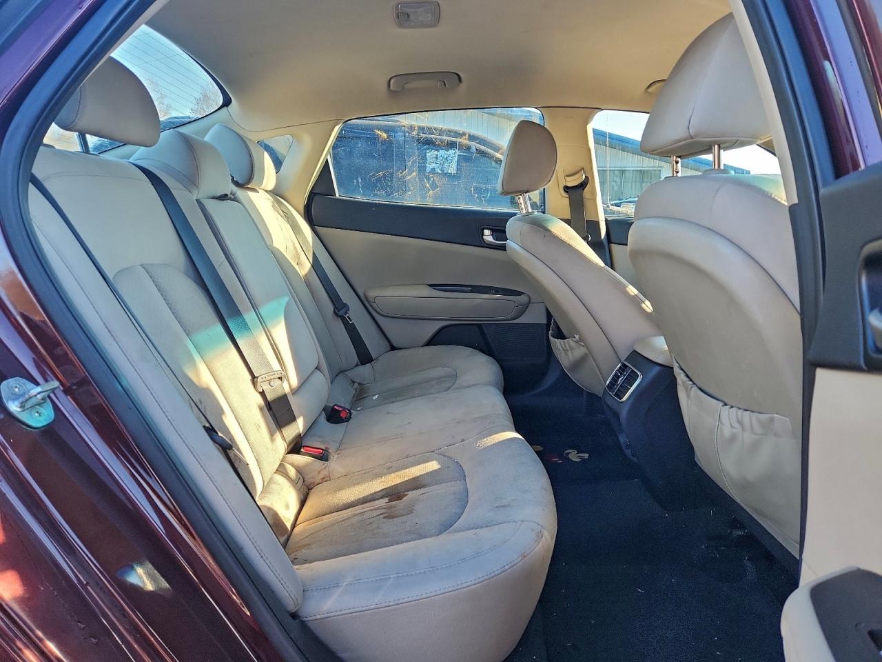 Kia Optima Lx Image 11