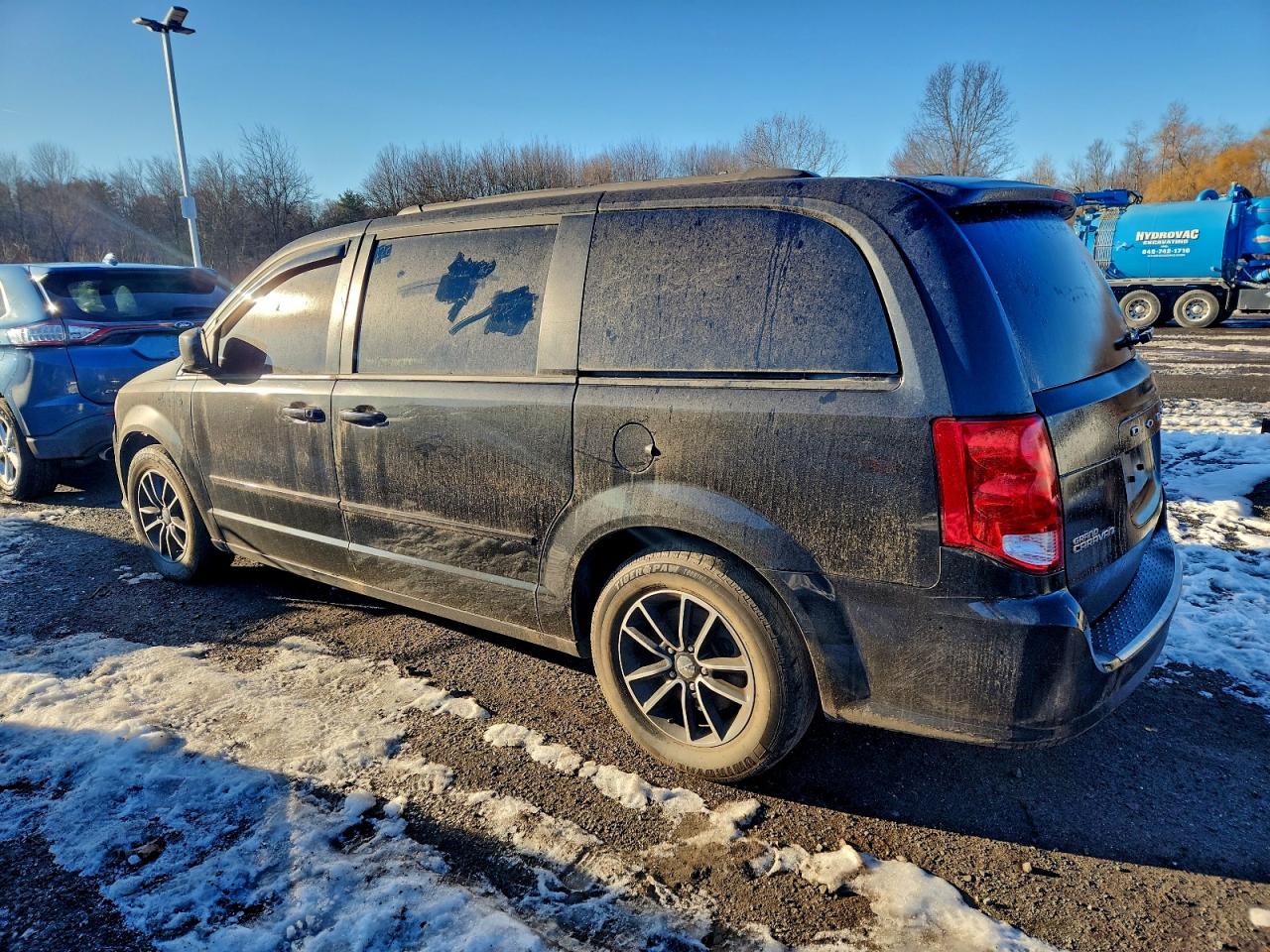 Dodge Caravan R/t Image 2