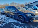 Dodge Caravan R/t Image 3