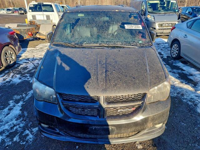 Dodge Caravan R/t Image 13