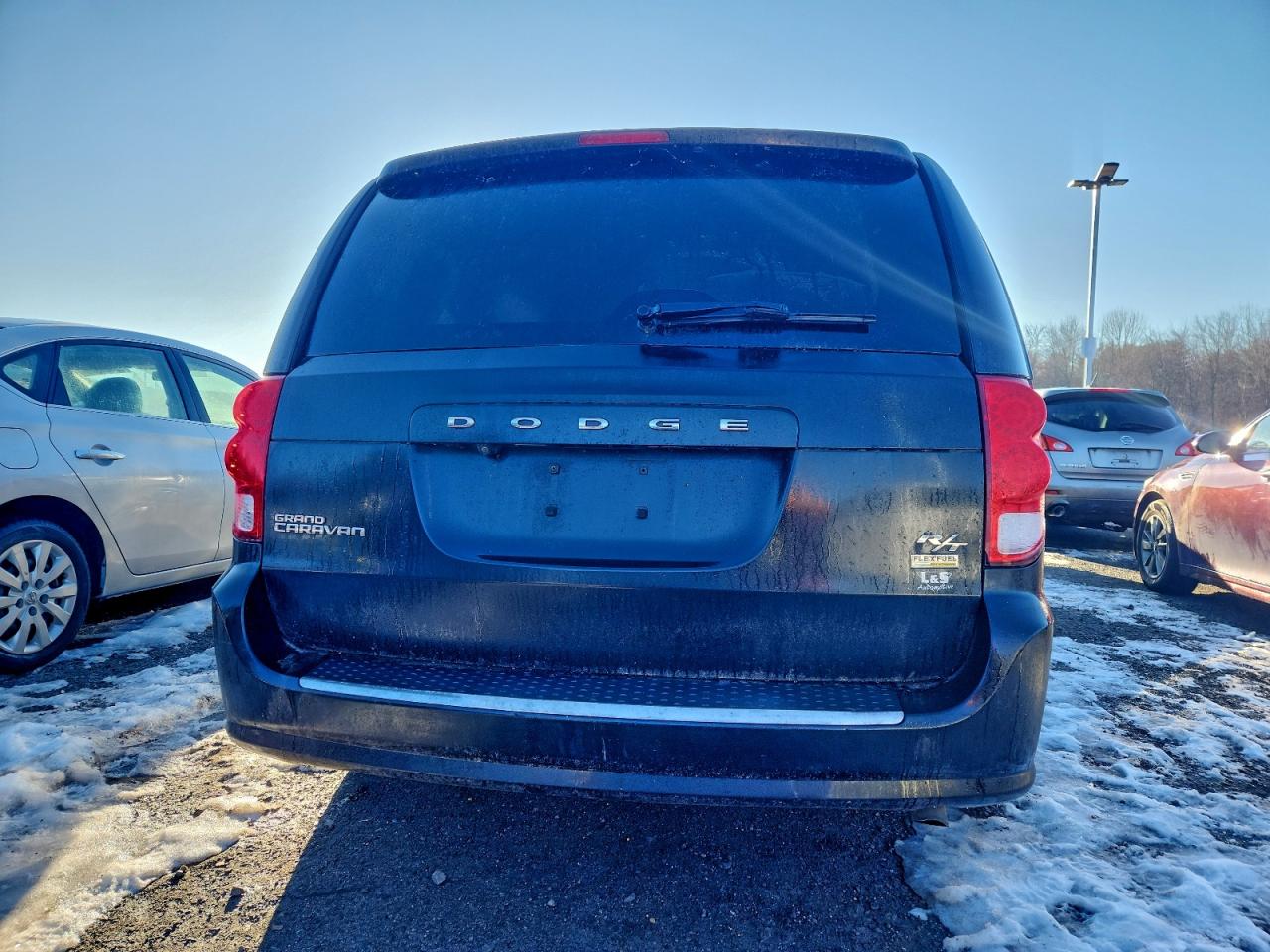 Dodge Caravan R/t Image 4