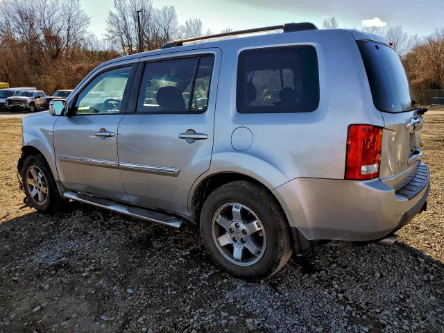 Honda Pilot Touring Image 6