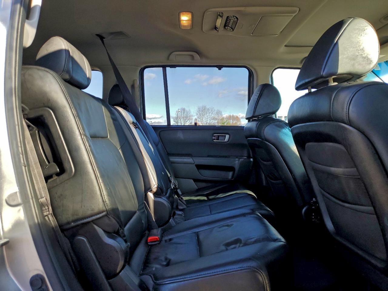 Honda Pilot Touring Image 11