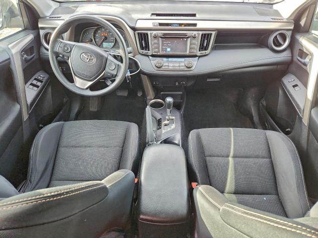 Toyota RAV4 Xle Image 2