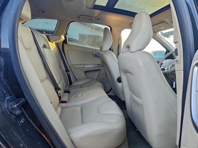 Volvo XC60 T6 Image 5