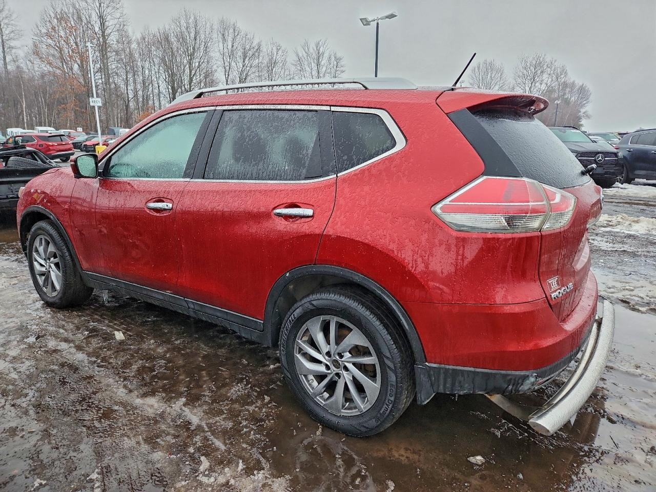 Nissan Rogue S Image 7