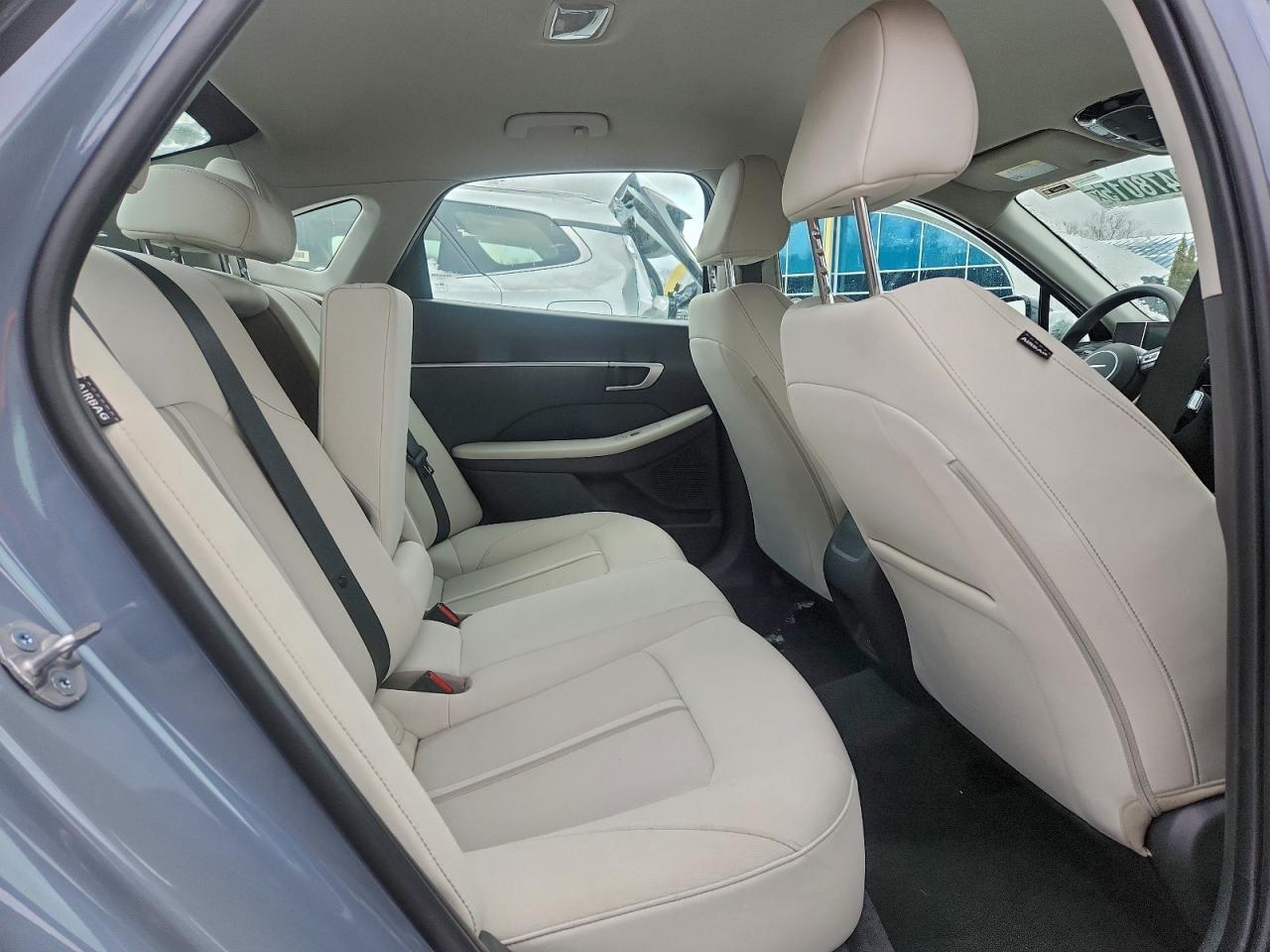 Hyundai SONATA Sel Image 8