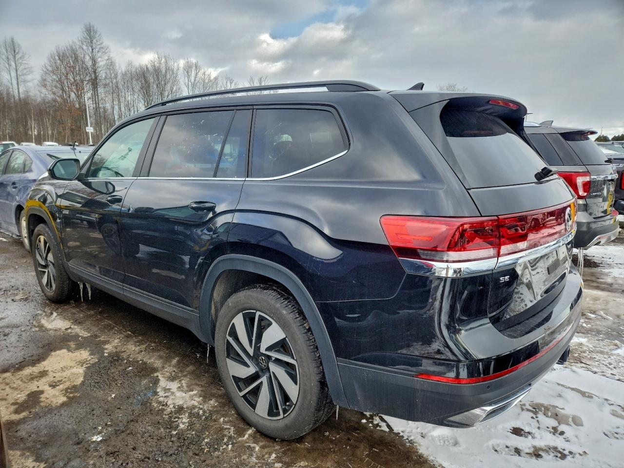 Volkswagen Atlas Se Image 3