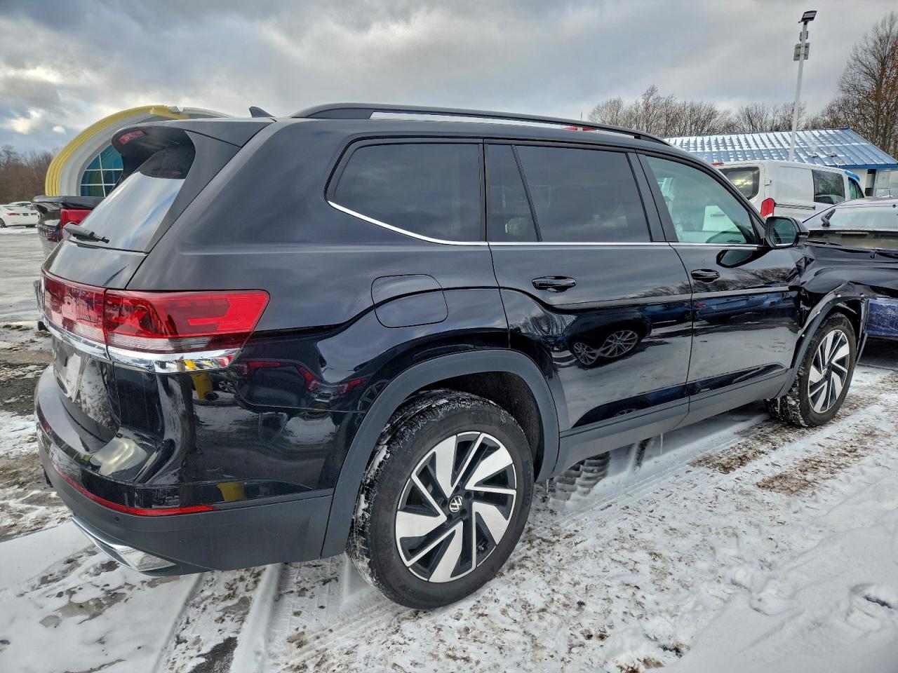 Volkswagen Atlas Se Image 2