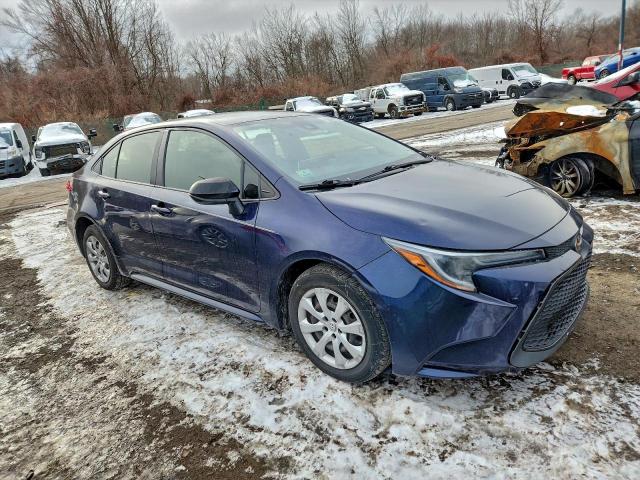 Toyota Corolla Le Image 8