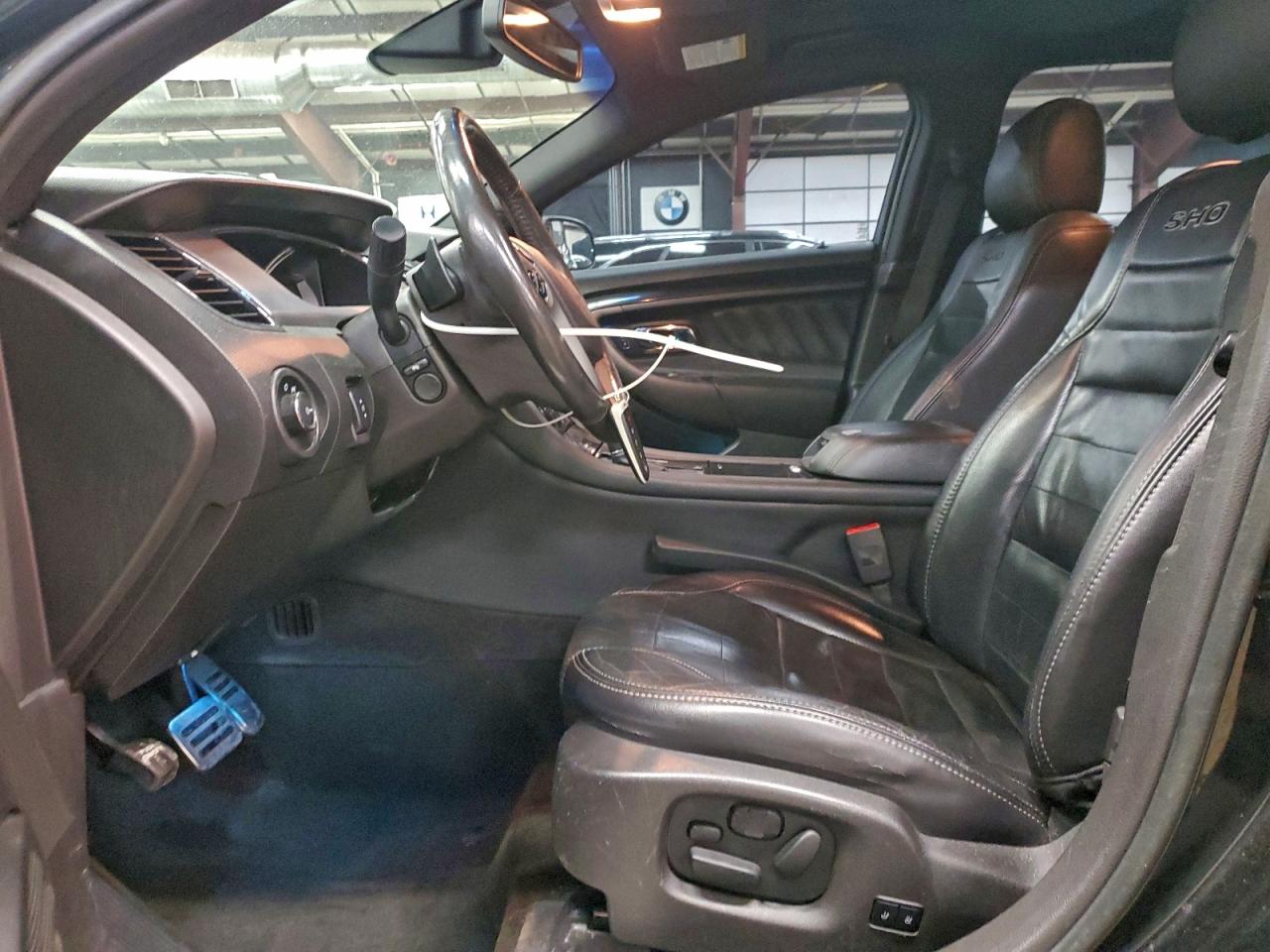 Ford Taurus Sho Image 12