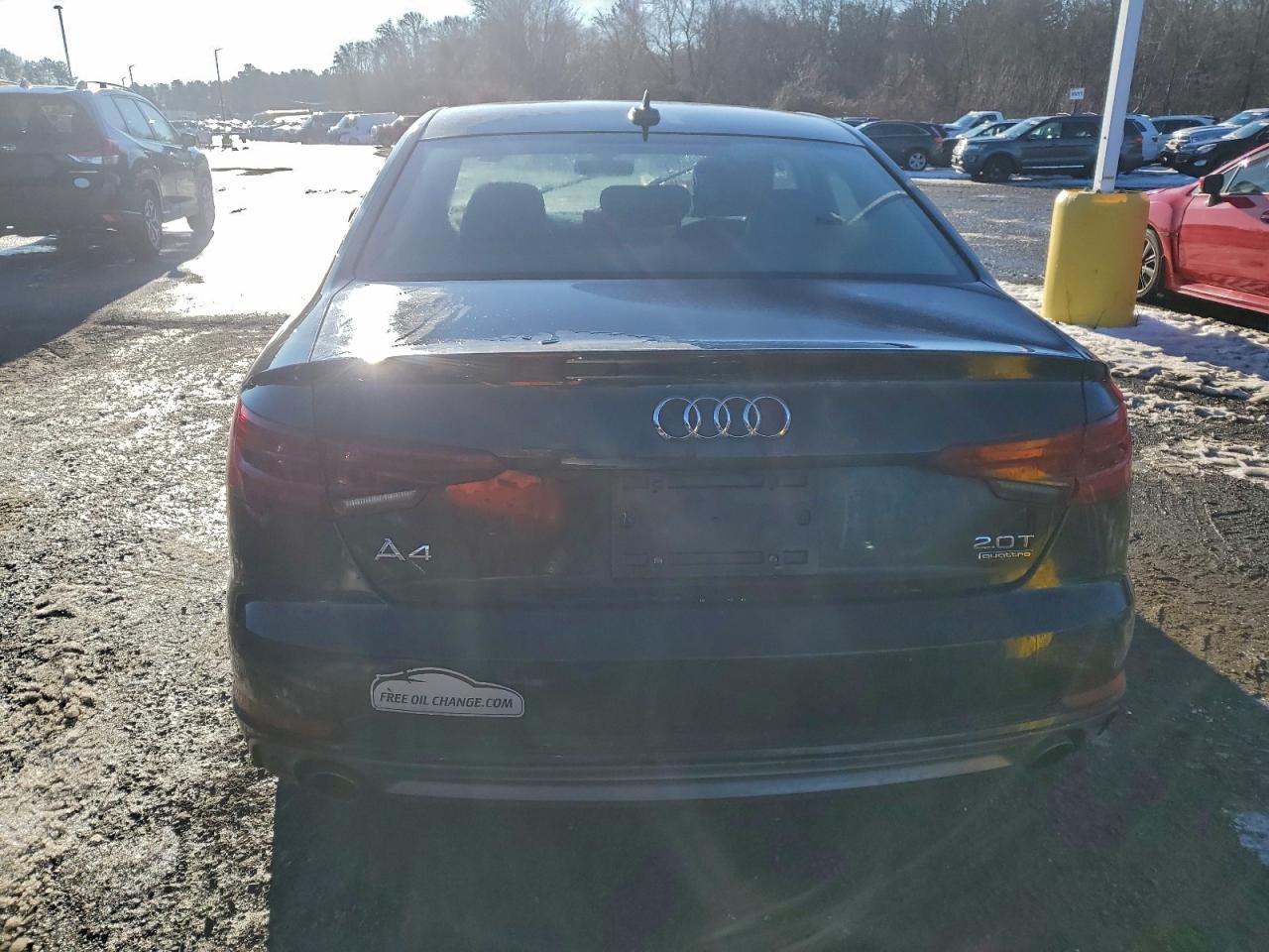 Audi A4 Premium Image 9