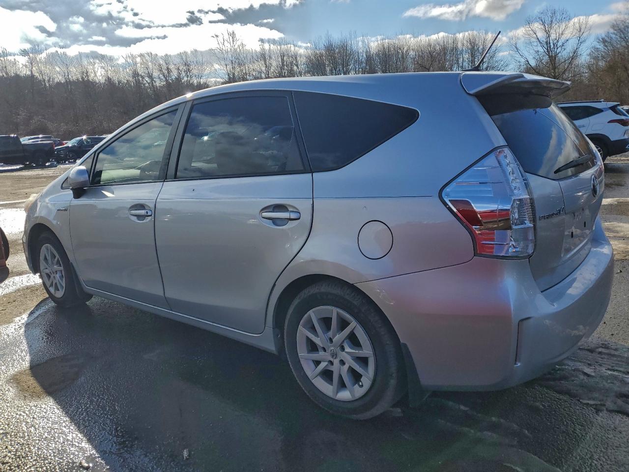 Toyota Prius Image 2