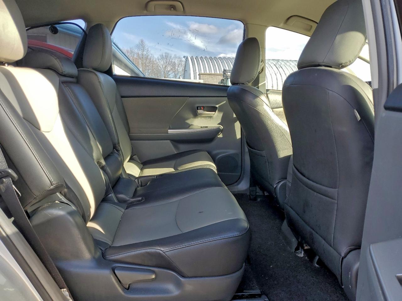 Toyota Prius Image 7