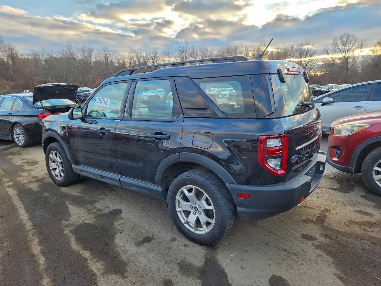 Ford Bronco Image 12